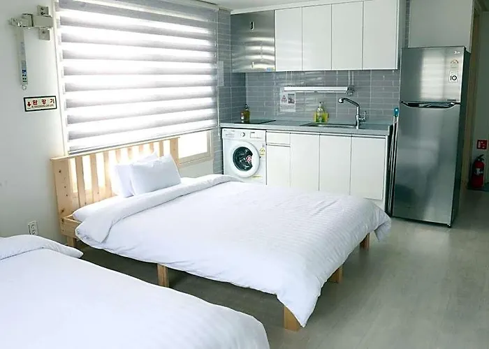Cozy Flat Nearby Metro And E-mart For 4 Guests ホテル